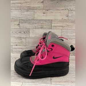 Nike Woodside 2 High boots